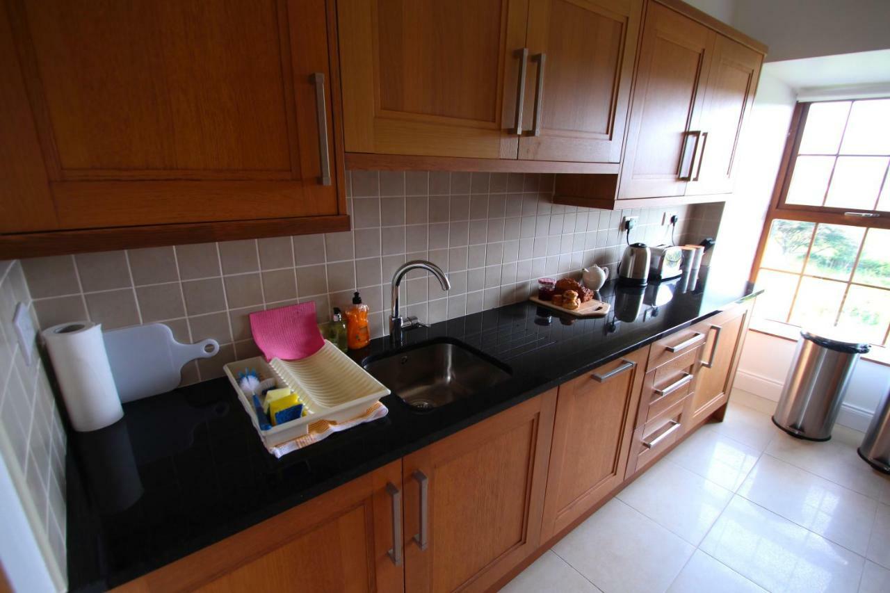 Island View Luxury Apartment Clifden Exterior photo