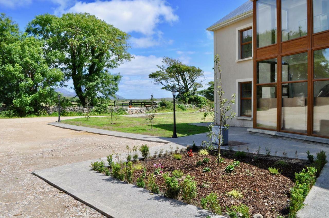 Island View Luxury Apartment Clifden Exterior photo